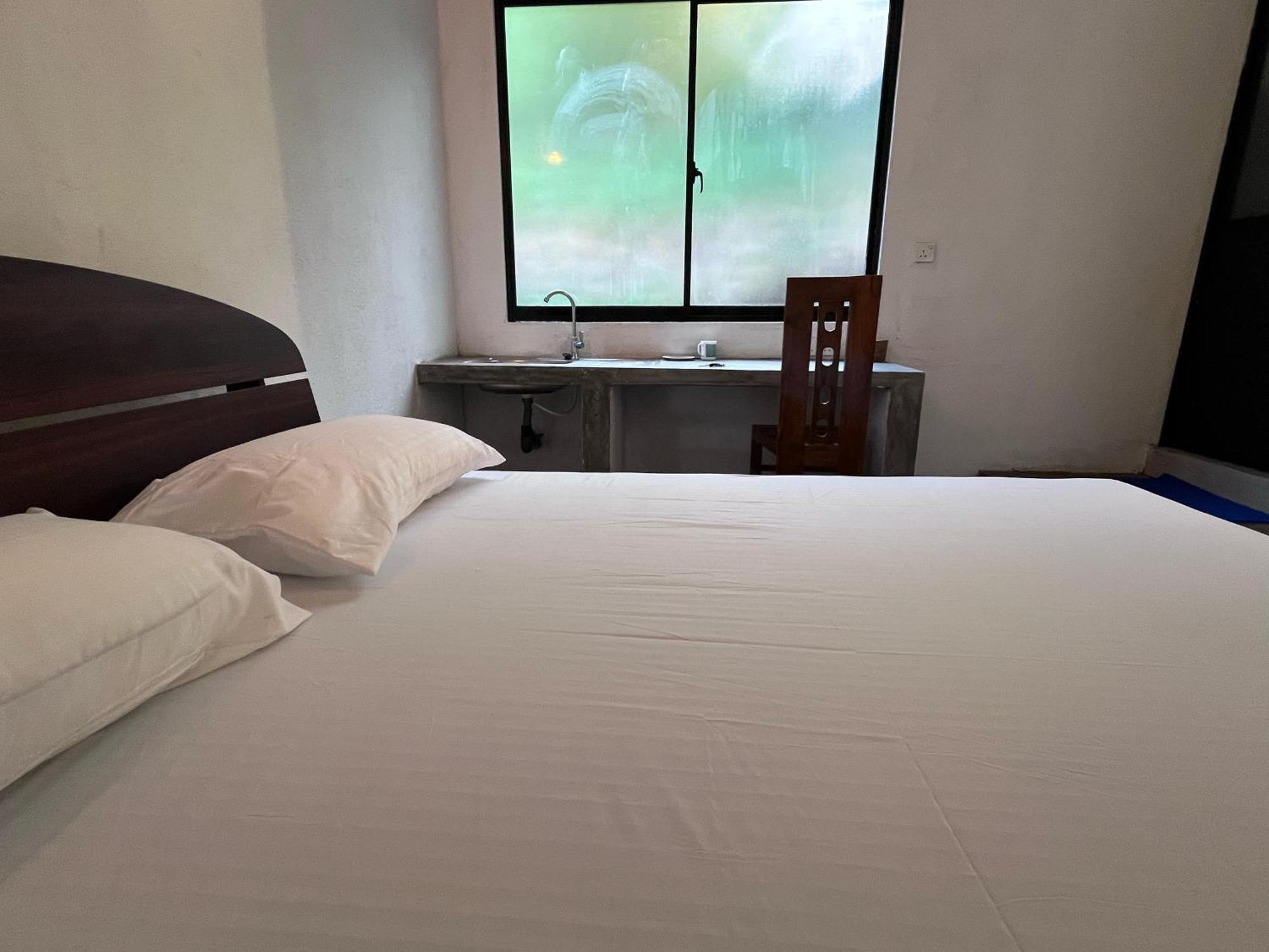 Unawatuna White Villa Exterior photo
